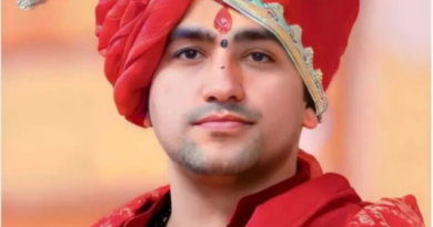 Know who is Maharaj Dhirendra Shastri